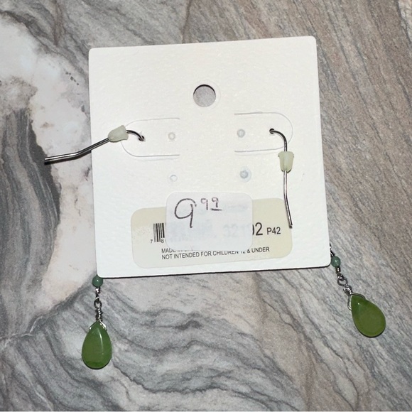 Elsie and Zoey Dangle Earrings - Picture 2 of 2